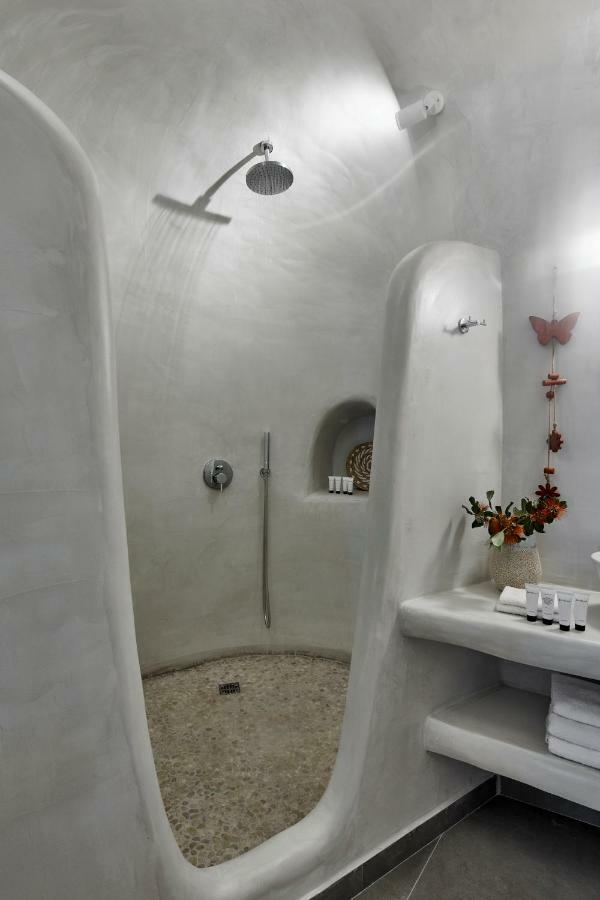 Mellow Luxury Cave Apartment Oía Exterior photo